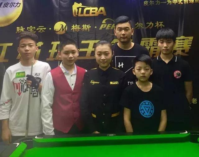 展现出了强 展现出了强